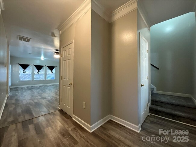 Building Photo - 5919 Pisgah Way