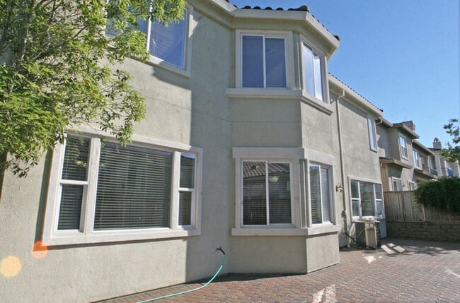 Building Photo - 2789 Clara Smith Pl