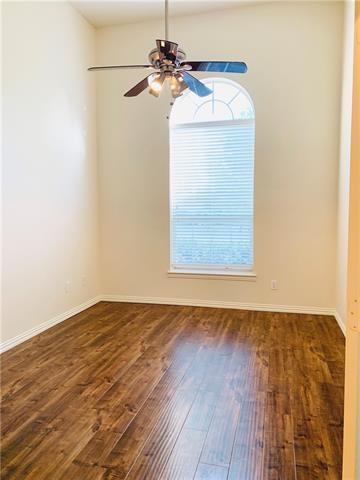 Building Photo - 1505 Somerset Dr