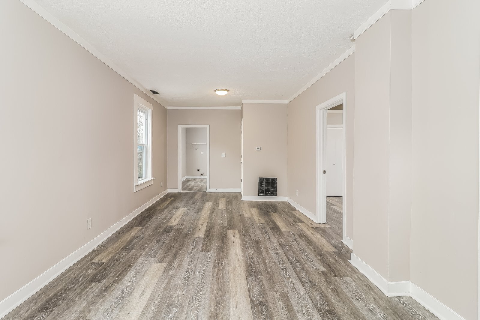 Building Photo - 1328 Pater Ave