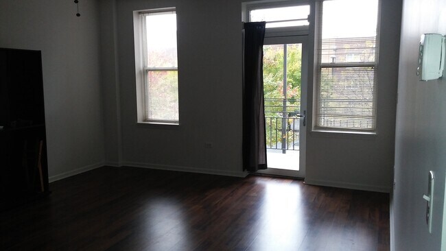 Building Photo - 3506 S State St