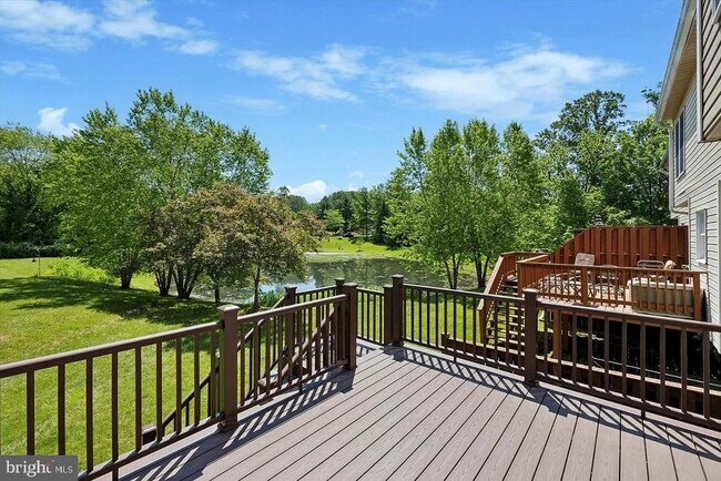 Building Photo - 701 Kilduff Ct