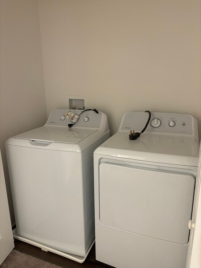 Building Photo - 2816 Westwood Ave