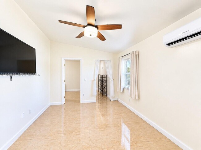 Building Photo - 26770 SW 125th Ave