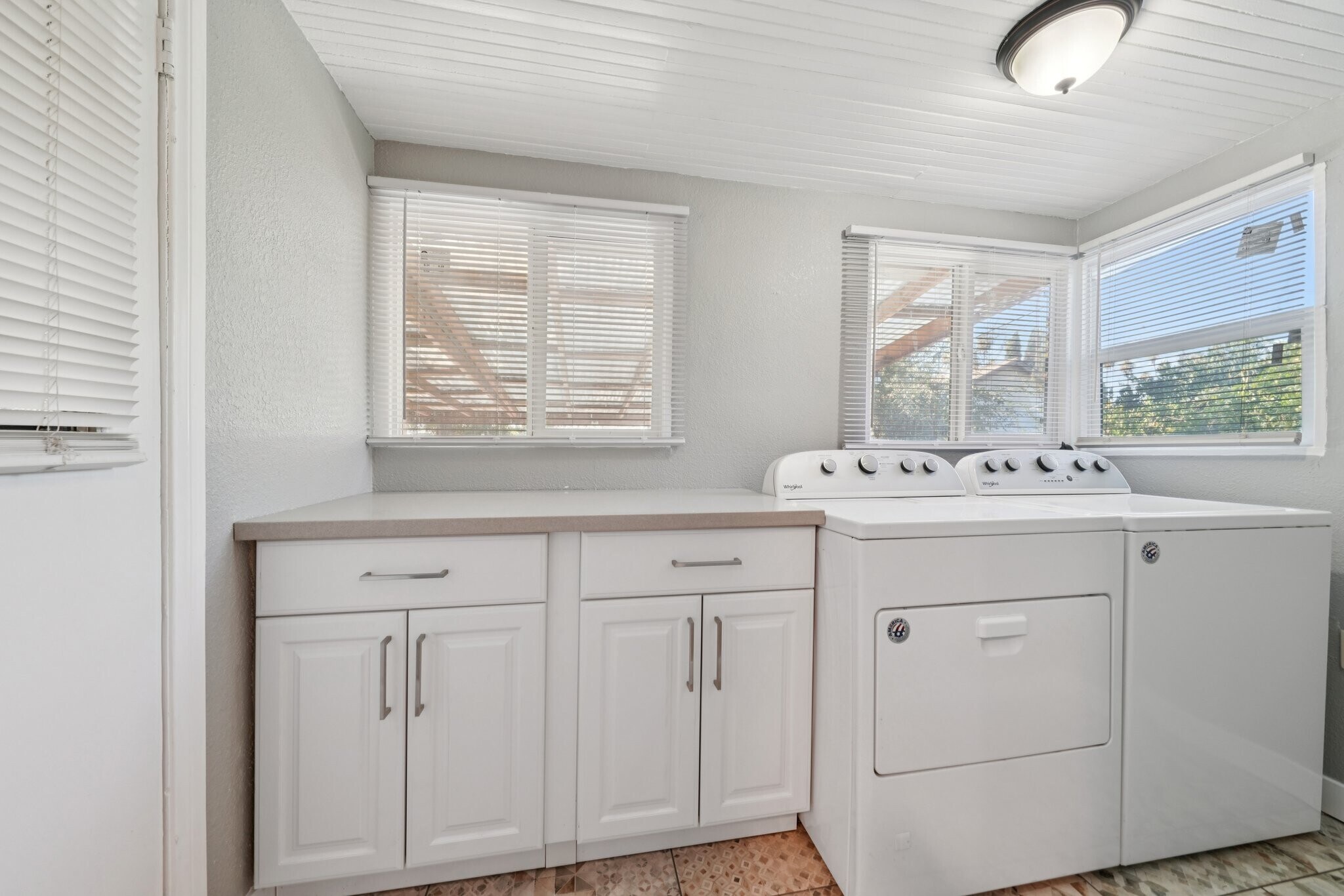 Building Photo - 379 W 19th St