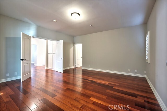 Building Photo - 529 S 5th Ave