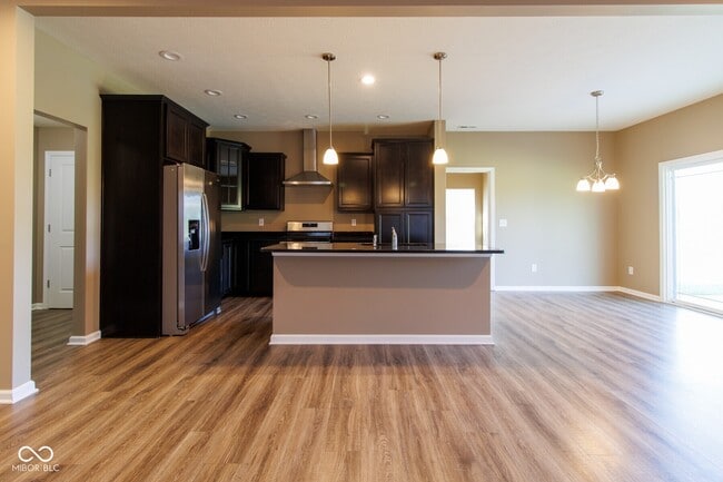 Building Photo - 6610 Aberdeen Dr