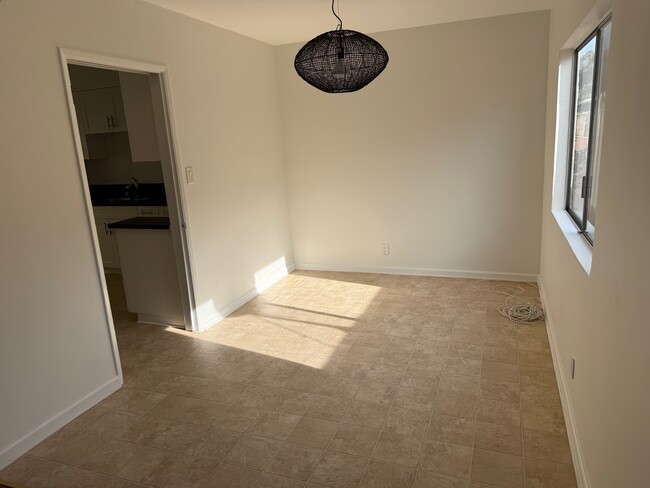 Dining room - 11954 Eucalyptus Ave