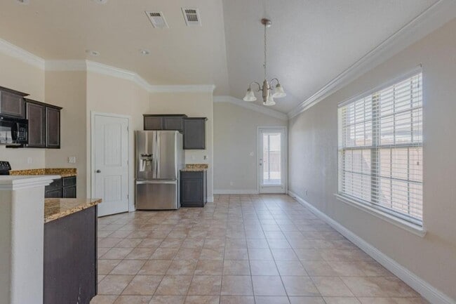 Building Photo - 711 Candlestick Dr