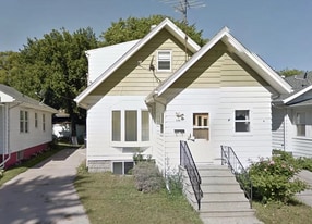 Building Photo - 1146 9th St N