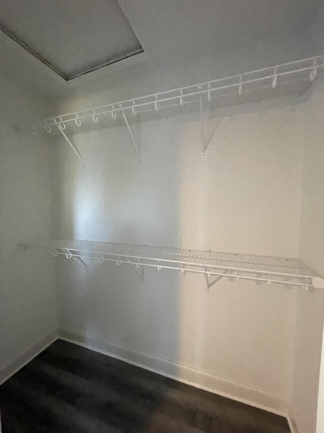 Building Photo - 2425 13th Ave