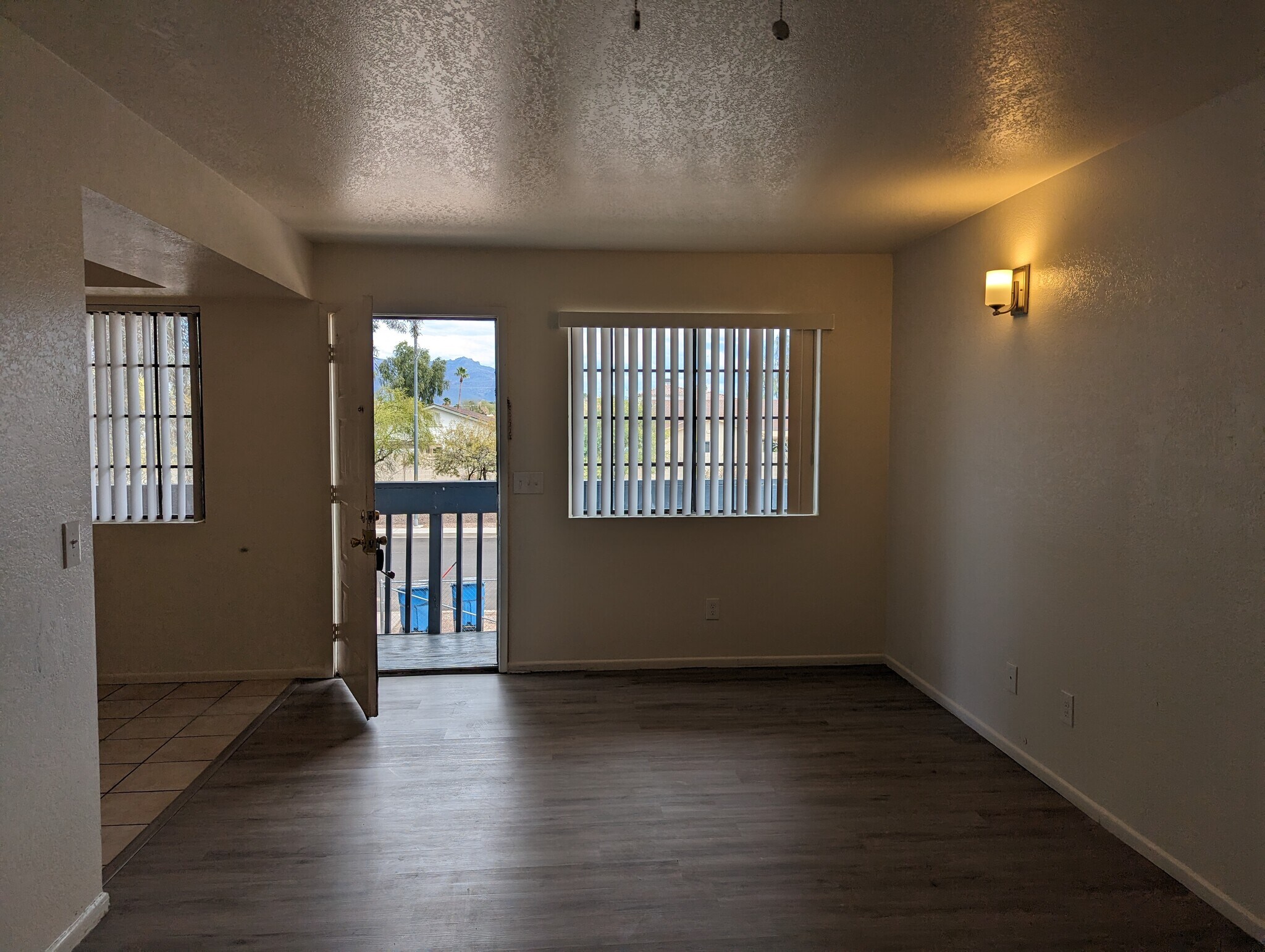 Building Photo - 1866 S Monterey Dr