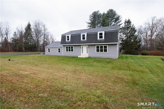 Building Photo - 2 Saddle Ridge Rd
