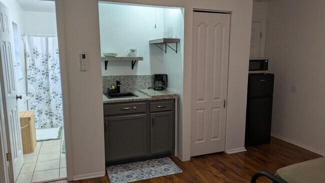 Building Photo - 8212 Troxler Dr