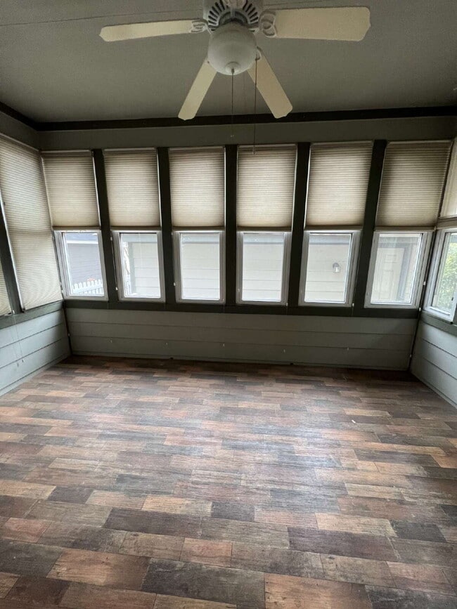 Building Photo - Spacious 3 bed, 2 bath in Plum Creek