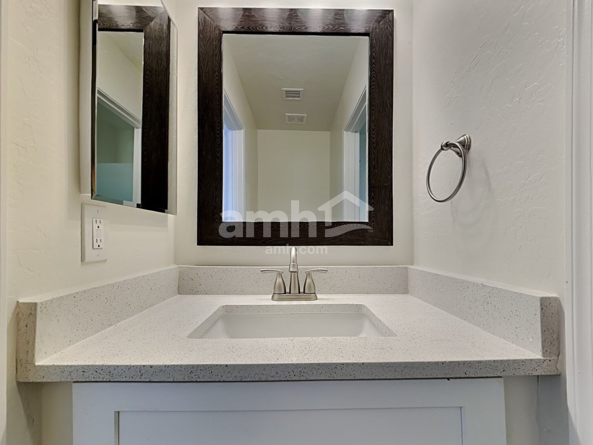 Building Photo - 22428 W Solano Dr