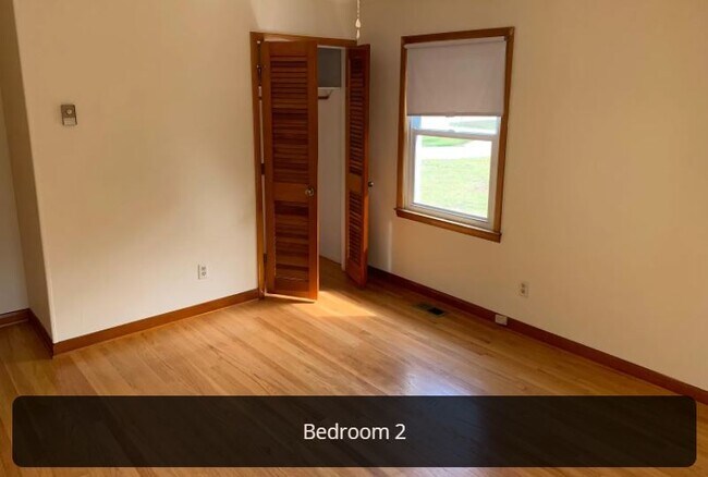 Building Photo - 924 Sunbury Dr