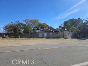 Building Photo - 10913 Alder Ave