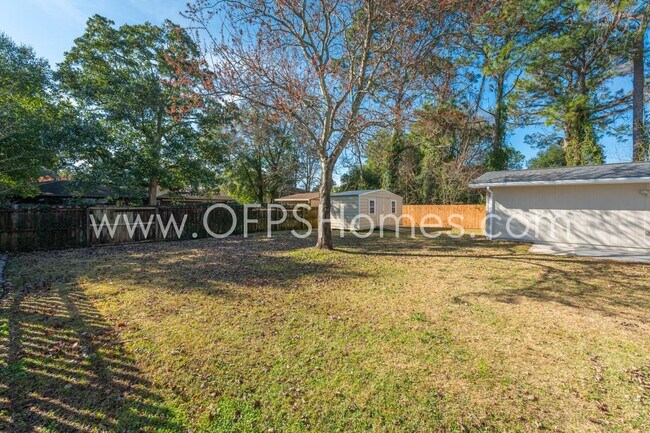 Building Photo - 606 Ironwood Dr