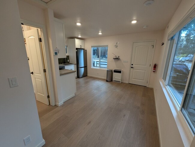 Building Photo - 1061 Reno Ave