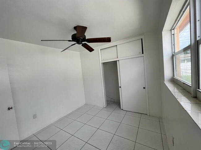 Building Photo - 7941 Plantation Blvd