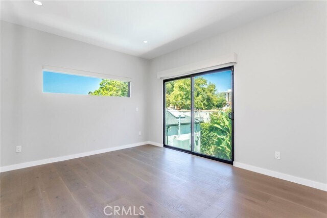 Building Photo - 1444 Stearns Dr