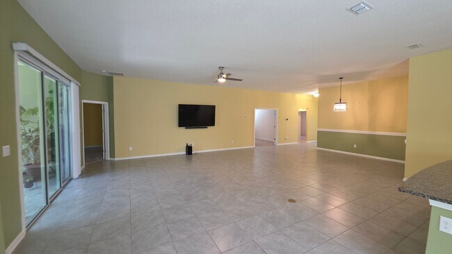 Building Photo - New Home in Sawmill Creek 3 Bedroom 3 Bath home with Office/Den and Screened Patio
