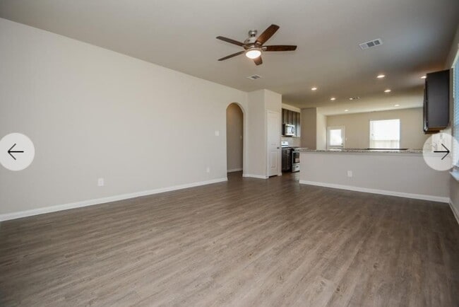 Building Photo - 4335 Rosemary Ln