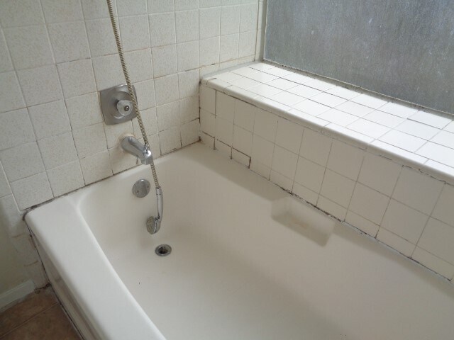 Building Photo - 10211 Golden Sunshine Dr