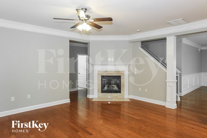 Building Photo - 409 Bougainvillea Ct