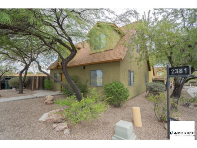 Building Photo - FREE FIRST MONTH'S RENT MOVE IN SPECIAL!  ...