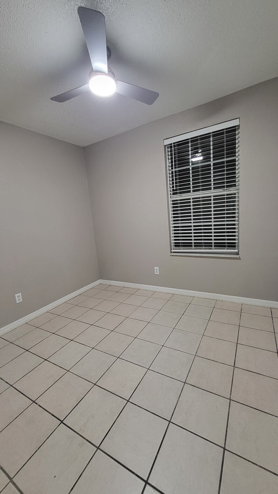 Building Photo - 6581 SW County Road 242