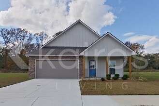 Building Photo - 18837 Seabiscuit Ln