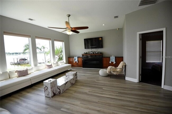 Building Photo - 236 Ruby Lake Ln