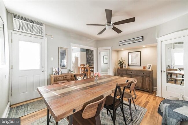 Dining - 657 Gerhard St