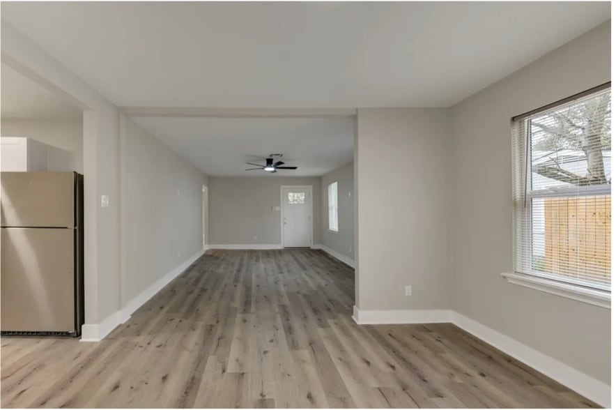 Building Photo - 6603 Narcissus St