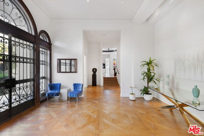 Building Photo - 11037 Anzio Rd