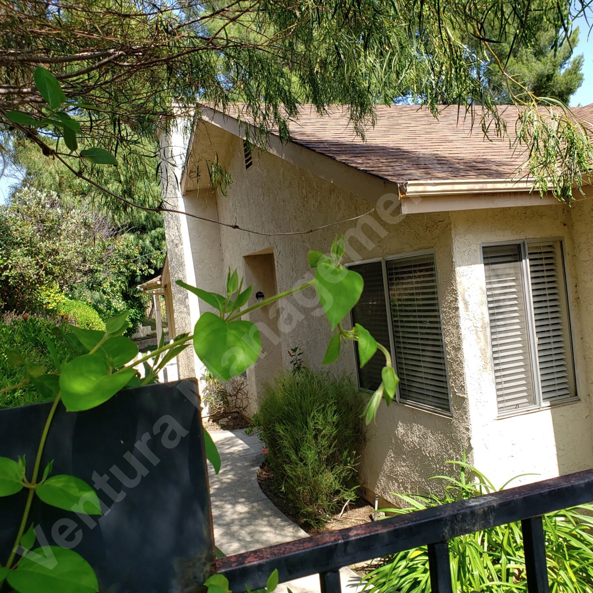 Building Photo - 6802 Chapman Pl
