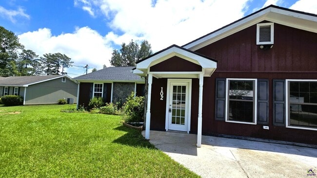 Building Photo - 102 Buckskin Dr