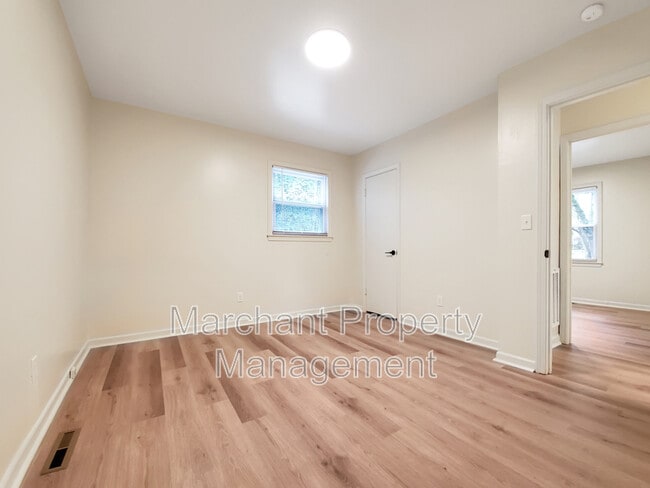 Building Photo - 106 Carlton Ct