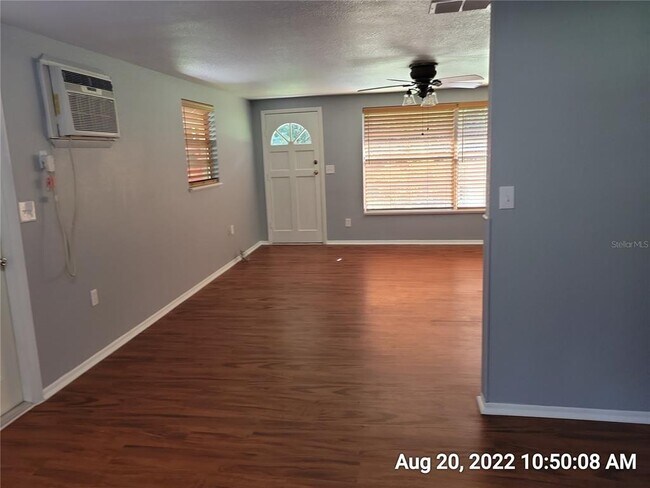 Building Photo - 3703 Apfel Rd