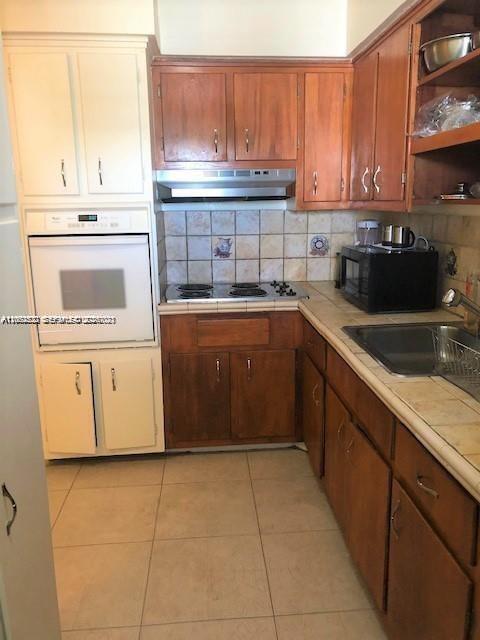 Building Photo - 6580 Santona St