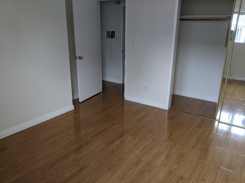 Building Photo - 6650 Beck Ave