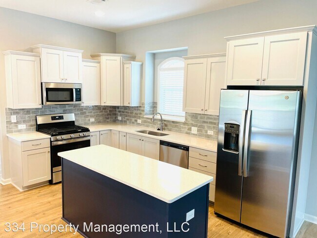 Building Photo - 4 br, 2 bath House - 813 Hedgefield Way