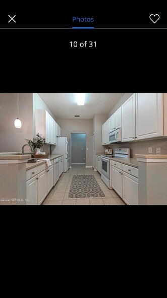 Kitchen - 9390 Underwing Way