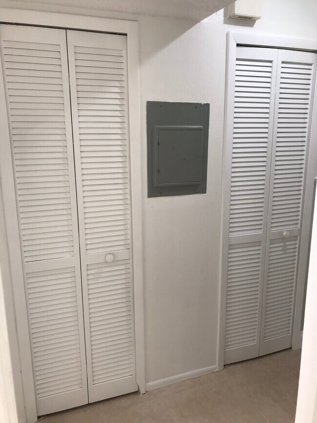 Building Photo - 12230 Fox Hound Ln