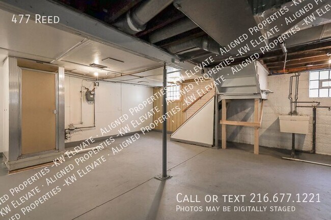 Building Photo - 477 Reed-