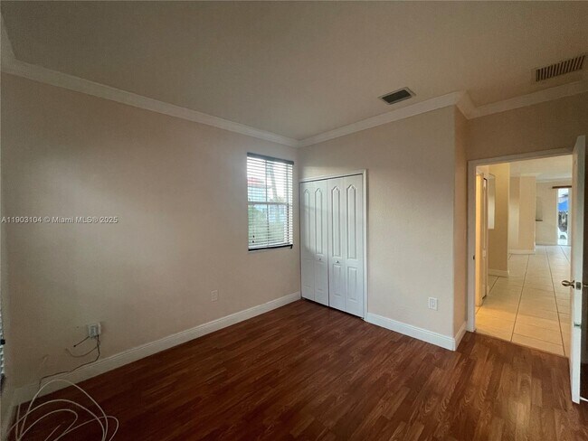 Building Photo - 15191 SW 23rd Ln