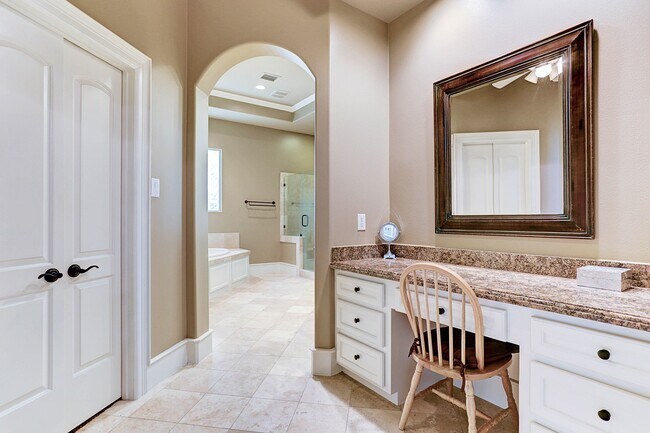 Building Photo - 13323 Brentonwood Ln