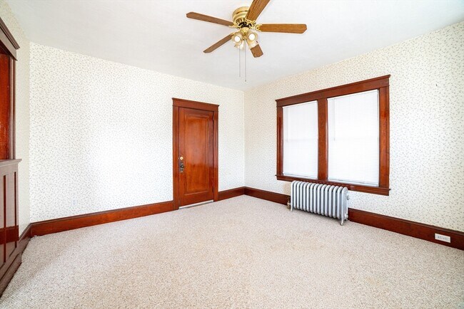 Building Photo - 7 Ridgeland Rd